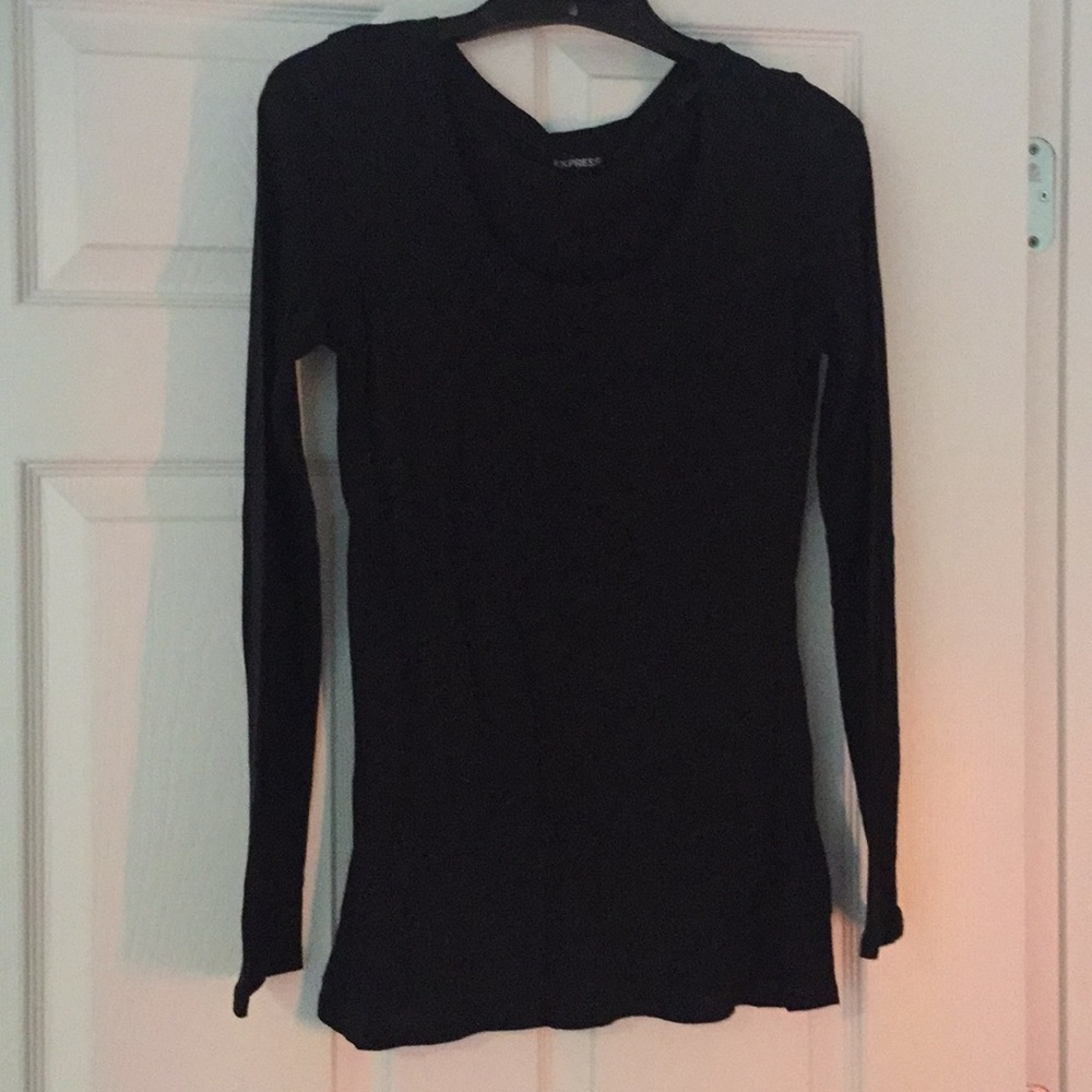 Express long sleeve t